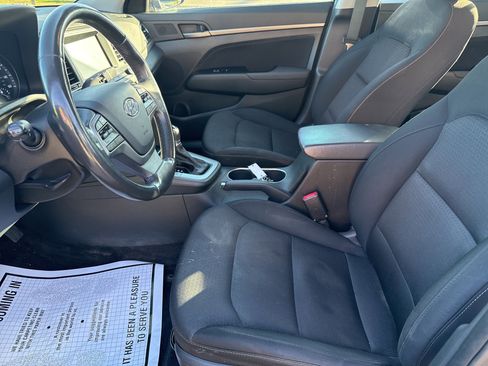Used 2018 Hyundai Elantra Value Edition w/ Cargo Package image 10