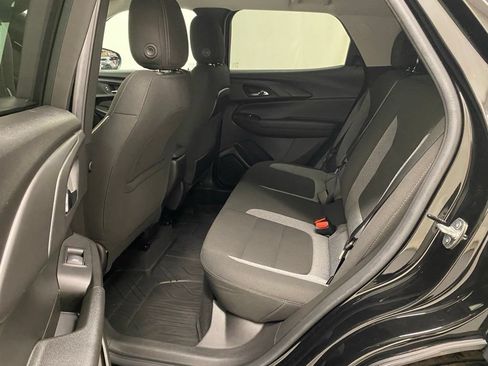 Used 2023 Chevrolet TrailBlazer LT FWD image 16
