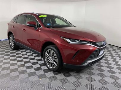 Used 2022 Toyota Venza XLE