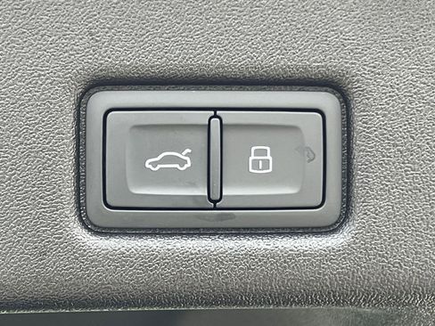 New 2025 Audi SQ5 Premium Plus AWD/4WD image 13