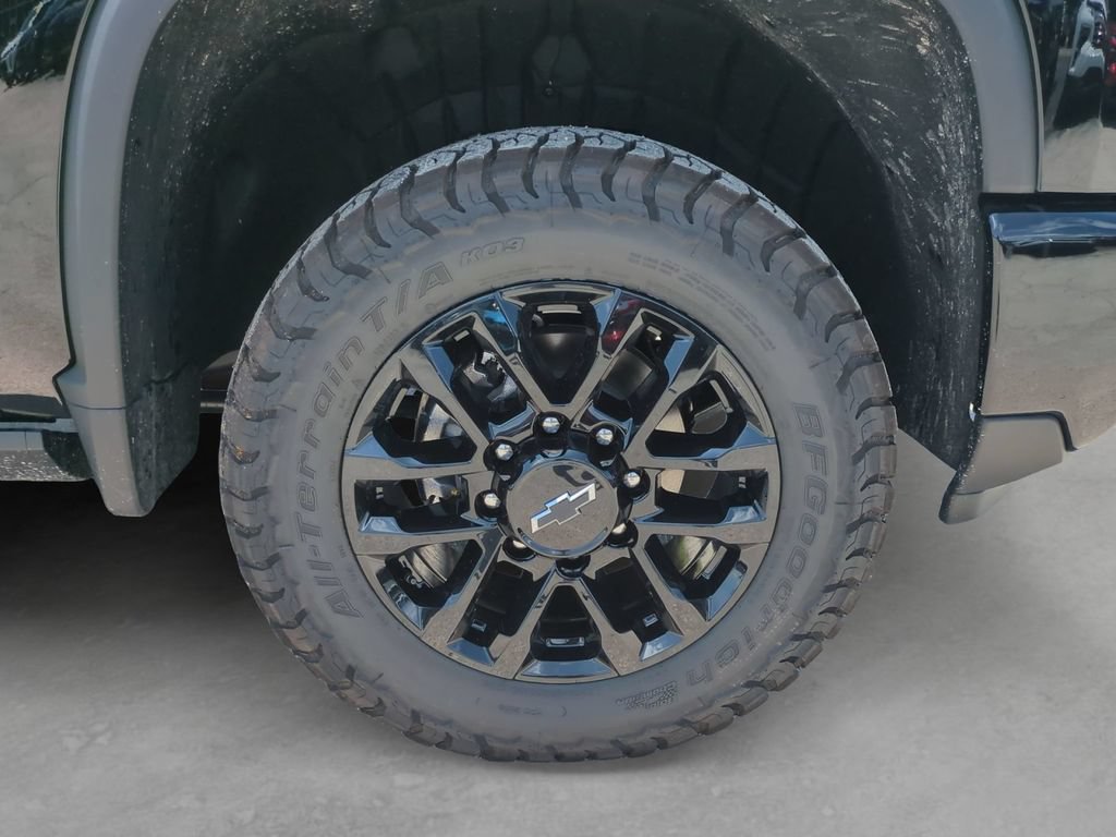 New 2026 Chevrolet Silverado 2500 High Country w/ High Country Premium Package AWD/4WD image 11