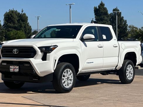 New 2026 Toyota Tacoma SR5 AWD/4WD image 8