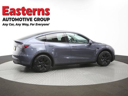 Used 2023 Tesla Model Y Long Range AWD/4WD image 36