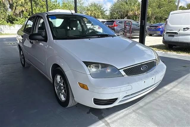 Used 2007 Ford Focus SES FWD image 10
