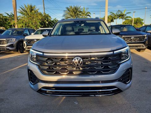 New 2026 Volkswagen Atlas SEL Premium R-Line image 2