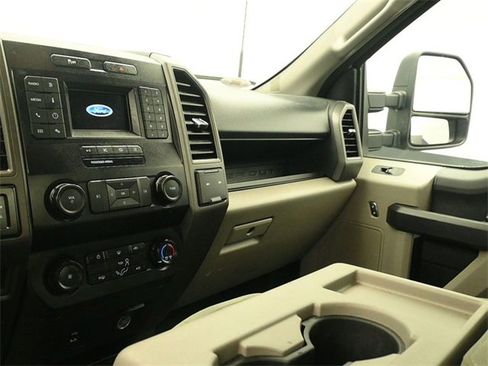 Used 2022 Ford F350 XL w/ Power Equipment Group image 12