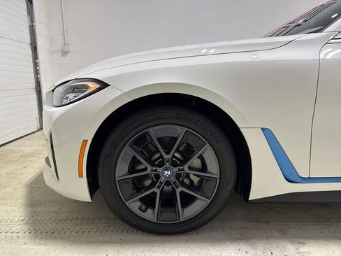 Used 2023 BMW i4 eDrive40 w/ Premium Package image 7
