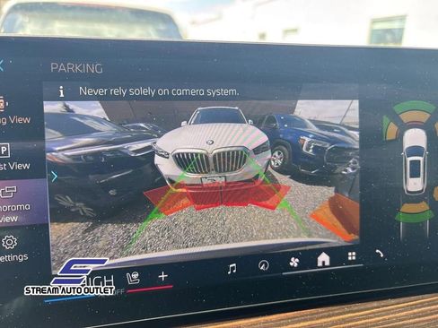 Used 2025 BMW X5 xDrive50e AWD/4WD image 39