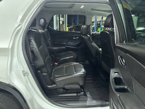 Used 2021 Chevrolet Traverse Premier w/ Redline Edition AWD/4WD image 38