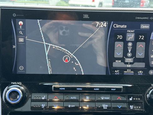 Used 2020 Toyota Highlander Platinum image 18