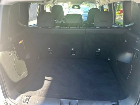 Used 2021 Jeep Renegade Sport w/ Sport Appearance Group FWD image 6