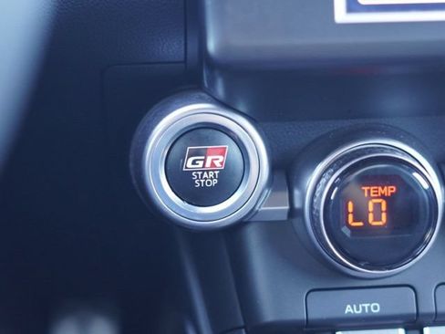 Used 2024 Toyota GR86 Premium RWD image 22