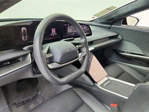 Used 2024 Lucid Air Touring image 18