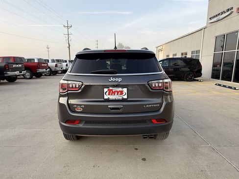 Used 2019 Jeep Compass Limited AWD/4WD image 34