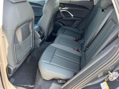 Used 2025 Audi Q5 Premium Plus w/ Premium Plus AWD/4WD image 21
