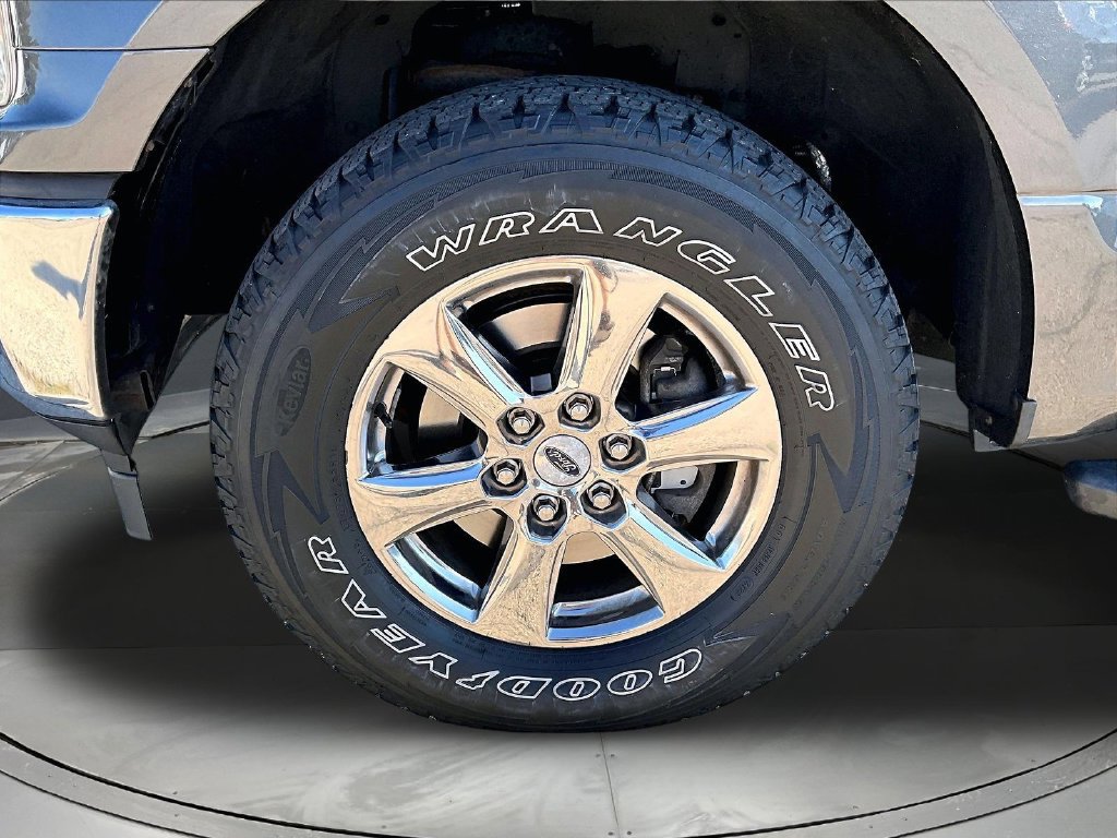 Used 2018 Ford F150 XLT w/ Equipment Group 302A Luxury AWD/4WD image 34