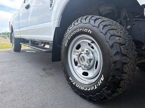 Used 2021 Ford F250 XL w/ Power Equipment Group AWD/4WD image 4