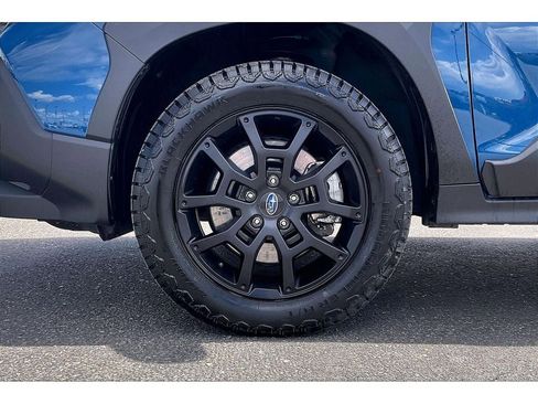 Used 2024 Subaru Crosstrek 2.5i Wilderness w/ Crosstrek Mirror Package AWD/4WD image 10