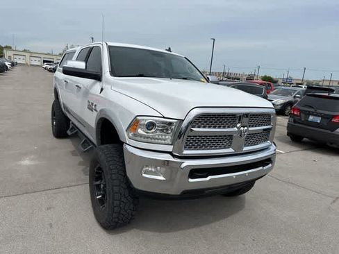 Used 2015 RAM 2500 Laramie AWD/4WD image 22