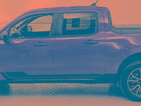 Certified 2022 Ford Maverick Lariat w/ Lariat Luxury Package FWD image 5