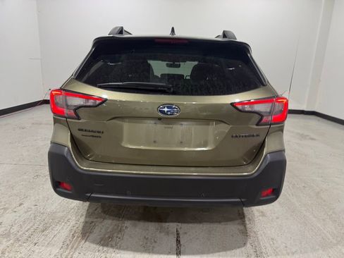 Used 2025 Subaru Outback Onyx Edition image 6