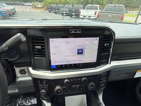New 2026 Ford F250 XLT w/ XLT Premium Package AWD/4WD image 2