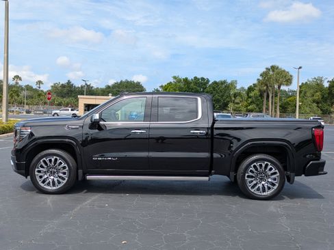 Used 2026 GMC Sierra 1500 Denali Ultimate AWD/4WD image 3