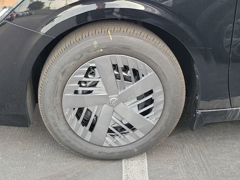 New 2026 Nissan Sentra S w/ Floor Mat Package FWD image 4