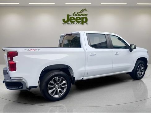 Used 2022 Chevrolet Silverado 1500 LT AWD/4WD image 9
