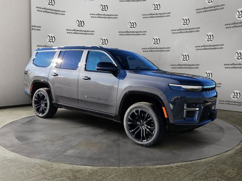 New 2026 Jeep Grand Wagoneer Summit w/ Premium Group III image 7