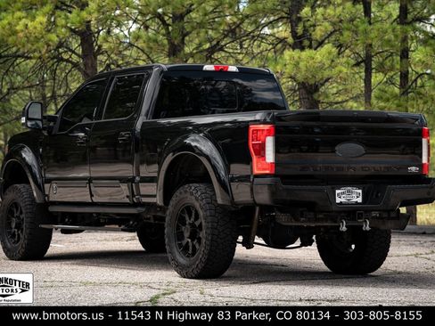 Used 2019 Ford F250 Lariat w/ Lariat Ultimate Package AWD/4WD image 5