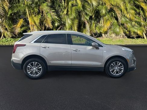 Used 2023 Cadillac XT5 Premium Luxury w/ LPO, Floor Liner Package AWD/4WD image 3