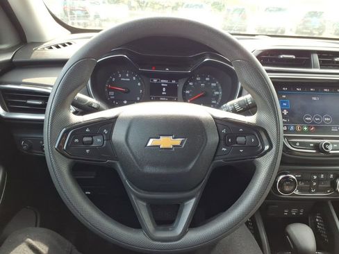 Used 2023 Chevrolet TrailBlazer LT w/ Convenience Package FWD image 20