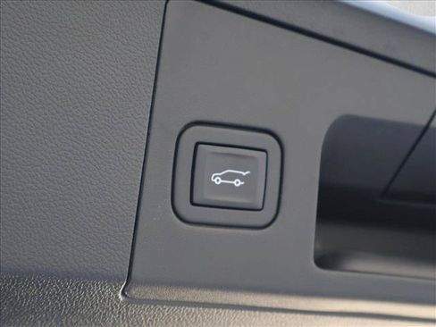 Used 2024 Cadillac XT4 Sport AWD/4WD image 7