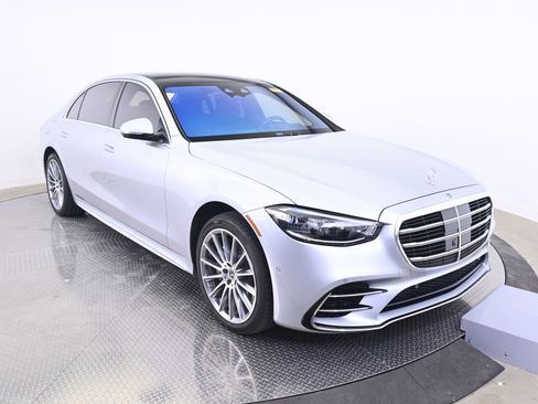 Used 2023 Mercedes-Benz S 580 4MATIC Sedan image 9