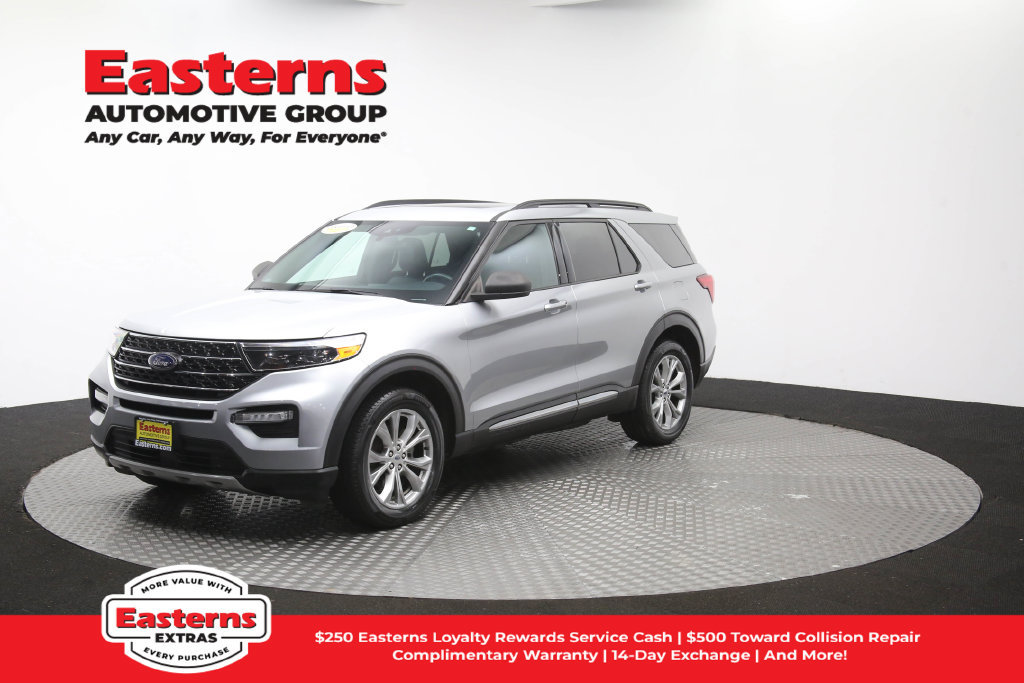Used 2020 Ford Explorer XLT w/ Equipment Group 202A AWD/4WD image 56