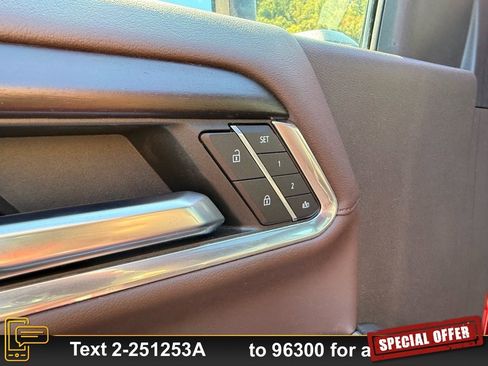 Used 2024 GMC Sierra 3500 Denali image 15