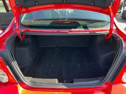 Used 2016 Chevrolet Sonic LT image 9