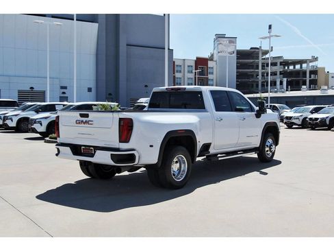 Used 2025 GMC Sierra 3500 Denali w/ Denali Reserve Package AWD/4WD image 5
