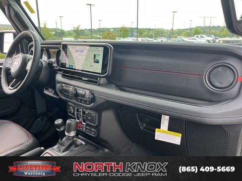 New 2025 Jeep Gladiator Rubicon image 29