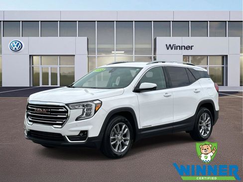 Used 2022 GMC Terrain SLT w/ Tech Package AWD/4WD image 1