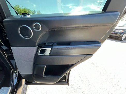 Used 2019 Land Rover Range Rover Sport HSE Dynamic AWD/4WD image 17