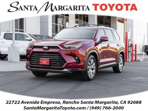 Certified 2024 Toyota Grand Highlander AWD image 1