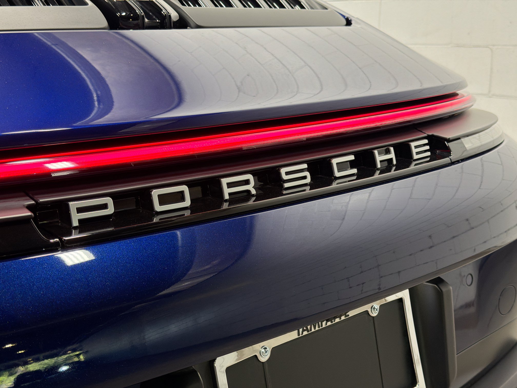 Certified 2026 Porsche 911 Targa 4 GTS AWD/4WD image 12
