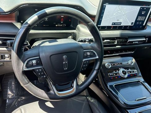 Used 2023 Lincoln Nautilus Reserve w/ Equipment Group 201A AWD/4WD image 19