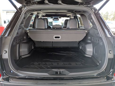 Used 2025 Subaru Forester Limited image 29