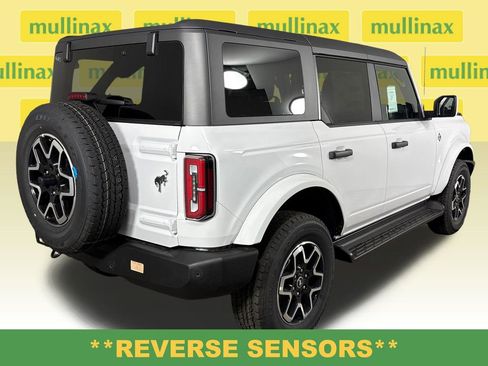 New 2026 Ford Bronco Outer Banks AWD/4WD image 4