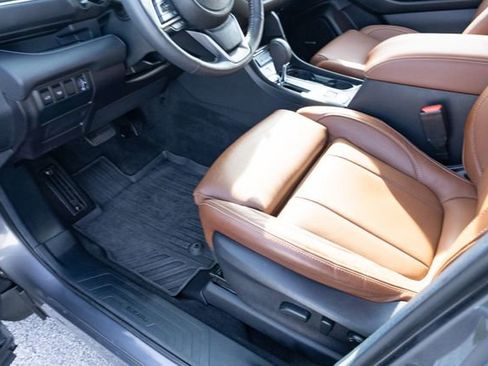 Used 2024 Subaru Ascent Touring image 27