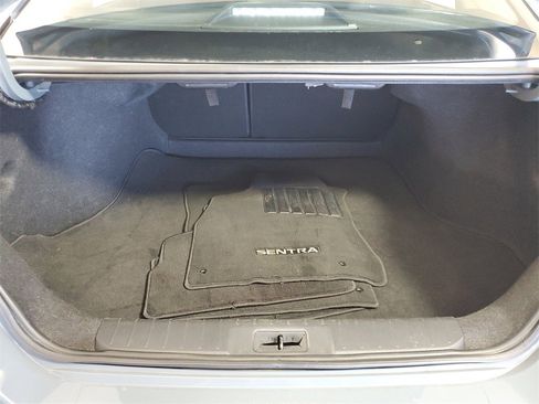 Used 2024 Nissan Sentra SV w/ Trunk Package image 23