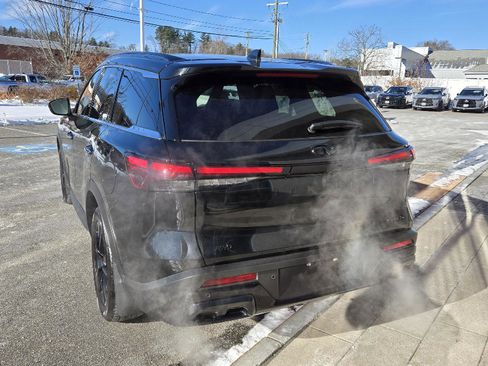Certified 2025 INFINITI QX60 Luxe w/ Black Edition image 11